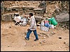 op weg naar Lukla, Nepal , woensdag 12 mei 2004